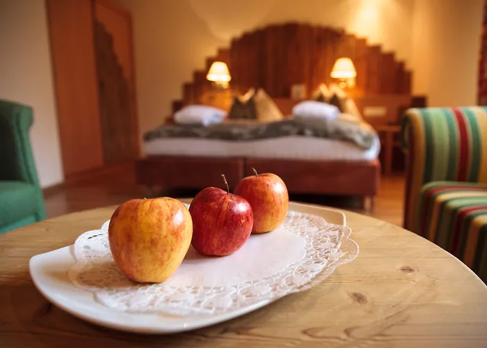 Готель Der Kirchheimerhof 4*